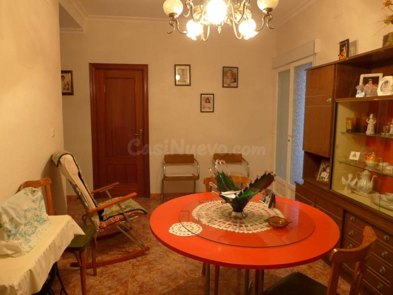 Casa en venta en calle principal - foto 3