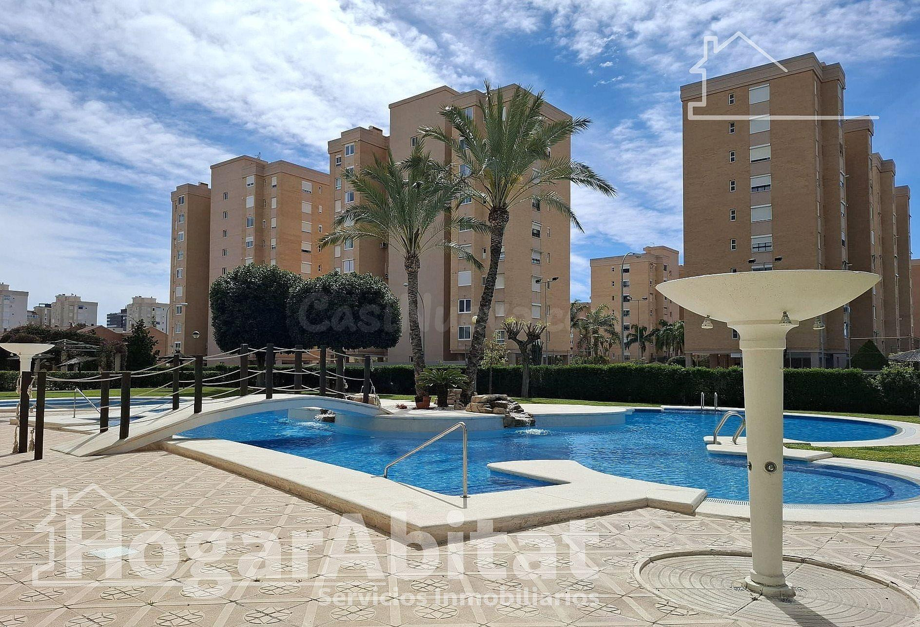 ¡PLAYA DE SAN JUAN! ÁTICO ALTO EN RESIDENCIAL CON PISCINA Y  - foto 2