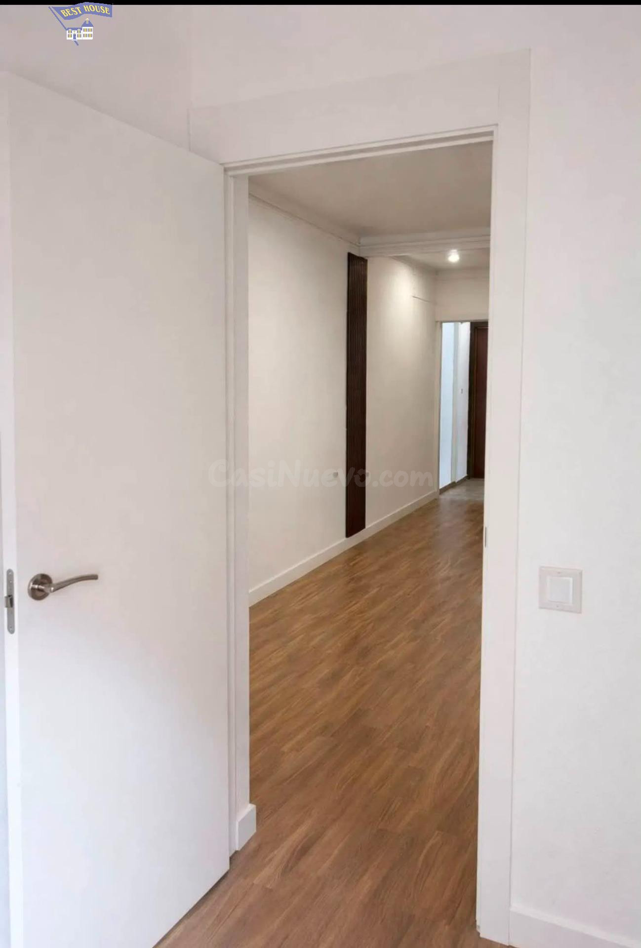 EXCELENTE OPORTUNIDAD EN NOU BARRIS: PISO REFORMADO DE 3 hab - foto 5