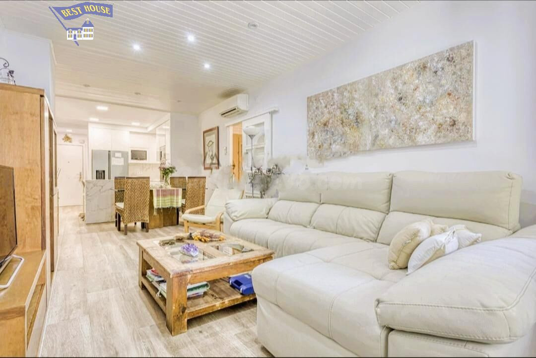 ESPECTACULAR PISO TOTALMENTE REFORMADO CON PISCINA, ZONA COM