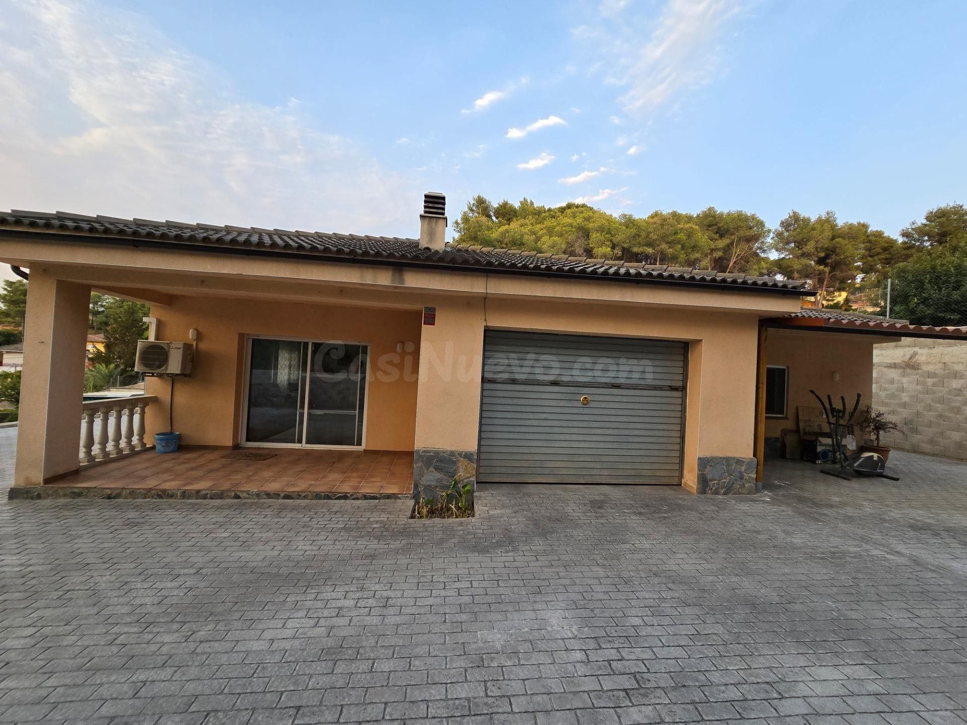 ¡TU REFUGIO PERFECTO A UN PASO DE BARCELONA! Casa de 1 plant - foto 5