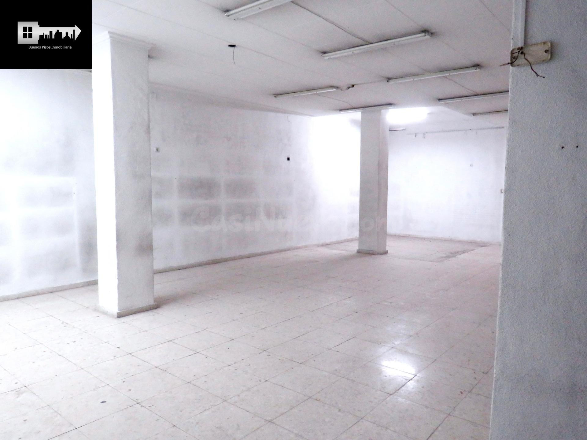 VENTA DE LOCAL EN CALLE LOS DOSCIENTOS BENALUA!!! - foto 4