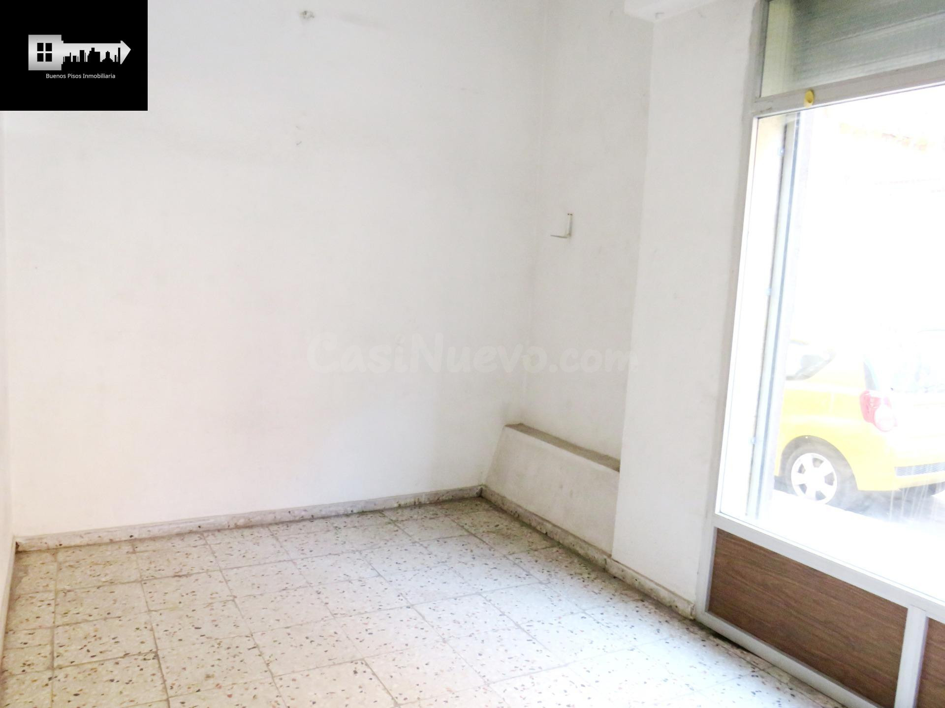 VENTA DE LOCAL EN CALLE LOS DOSCIENTOS BENALUA!!! - foto 5