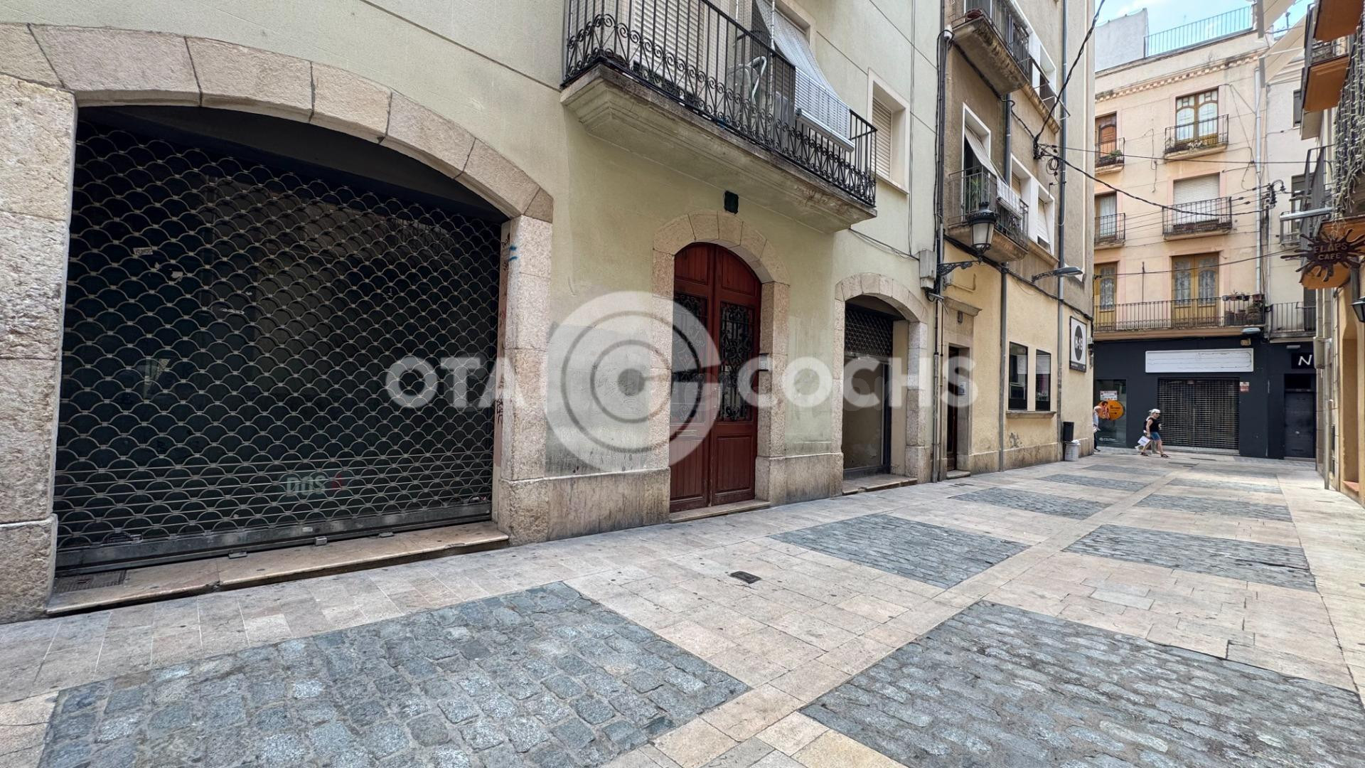 LOCAL COMERCIAL EN VENTA AL CENTRO DE REUS