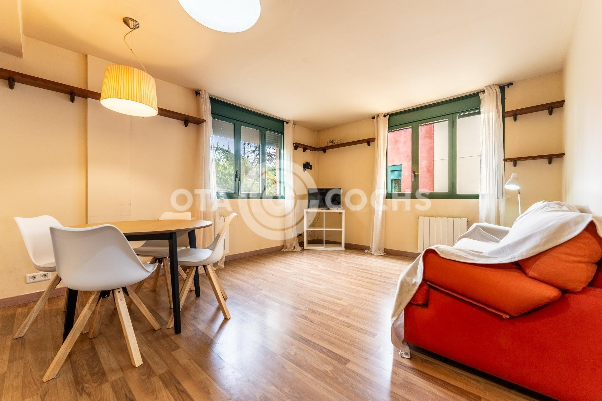 ESPECTACULAR PISO DE UNA habitación A PRADES - foto 2
