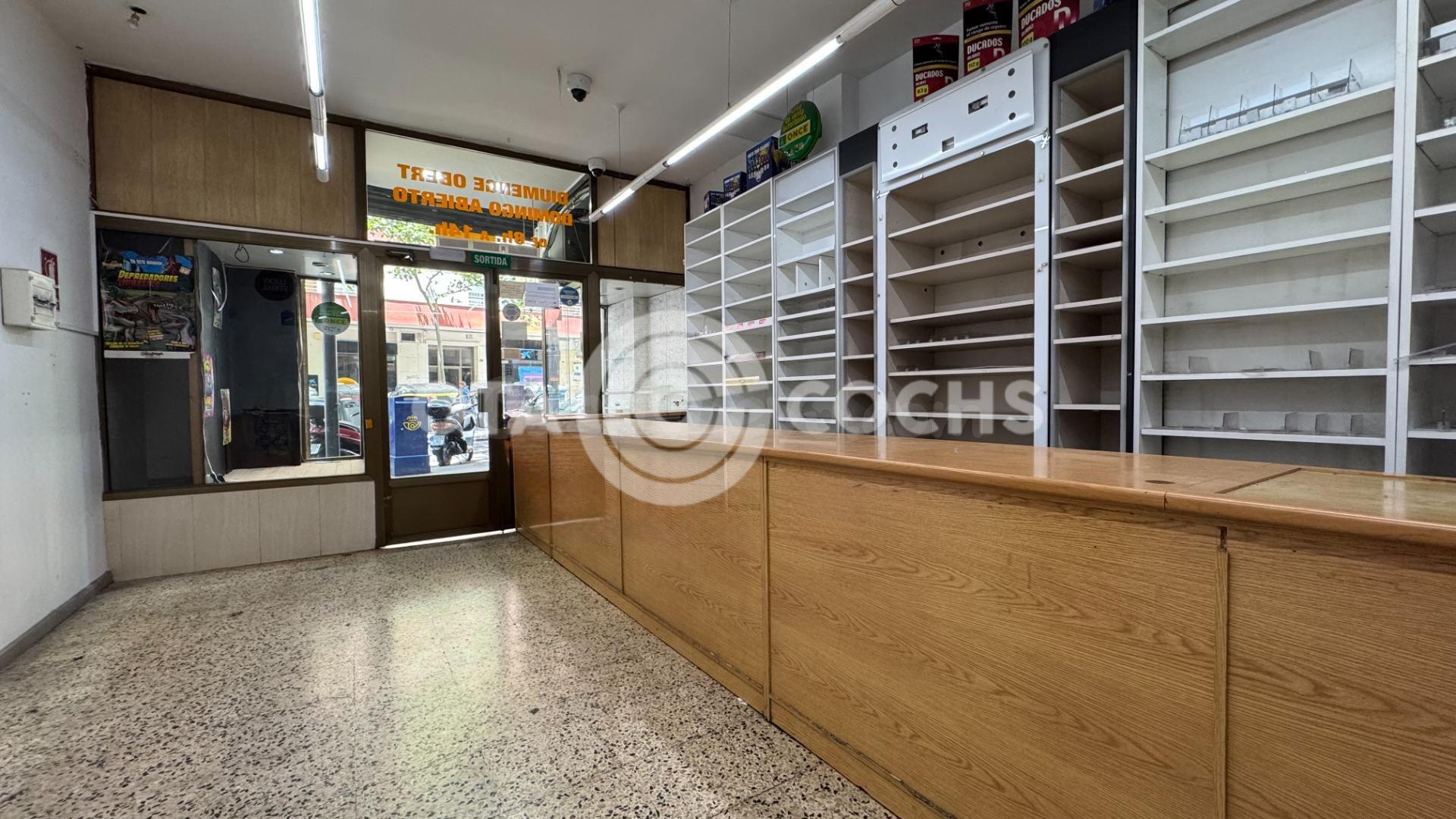LOCAL COMERCIAL EN VENTA EN REUS - foto 3