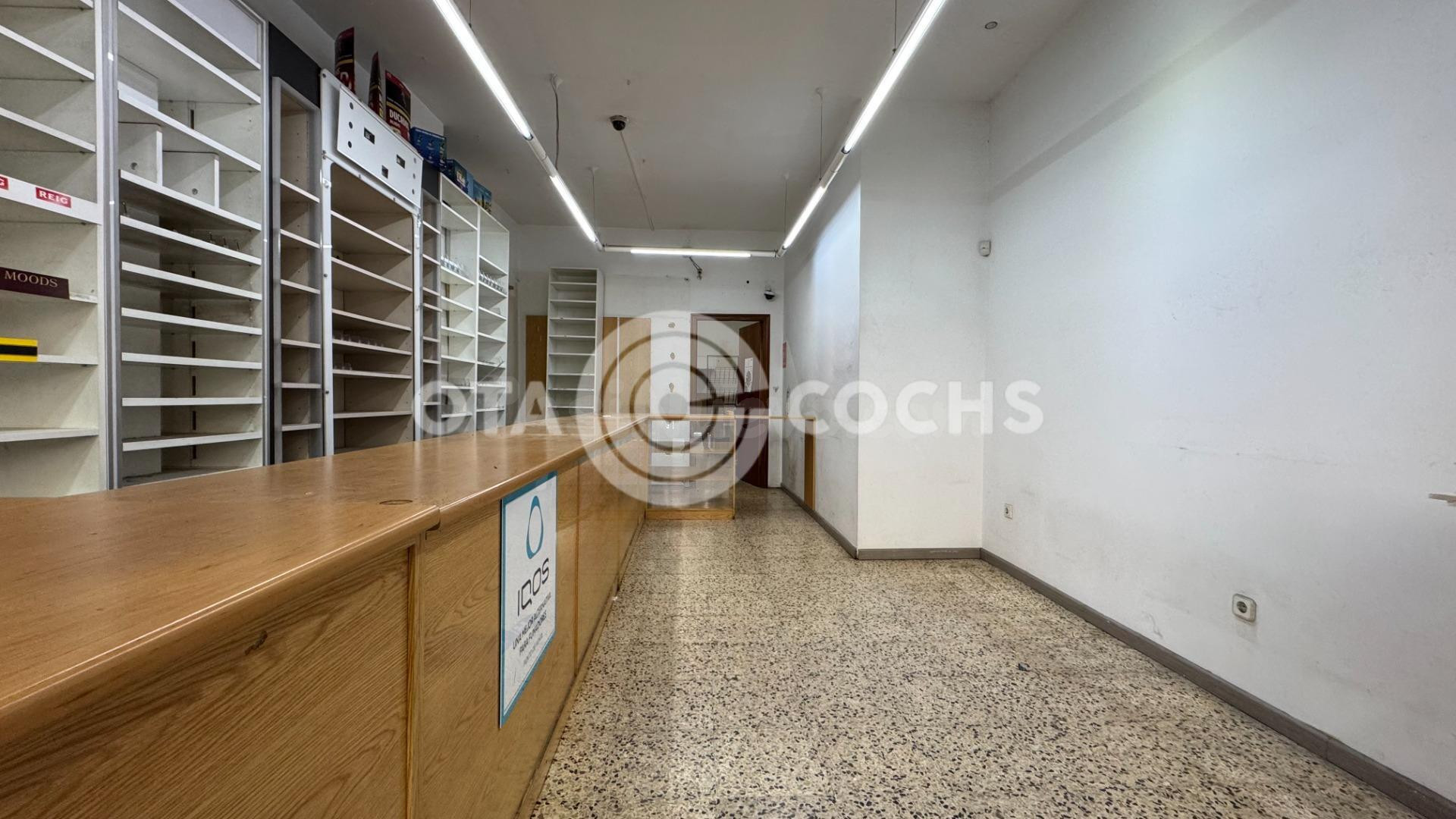 LOCAL COMERCIAL EN VENTA EN REUS - foto 5