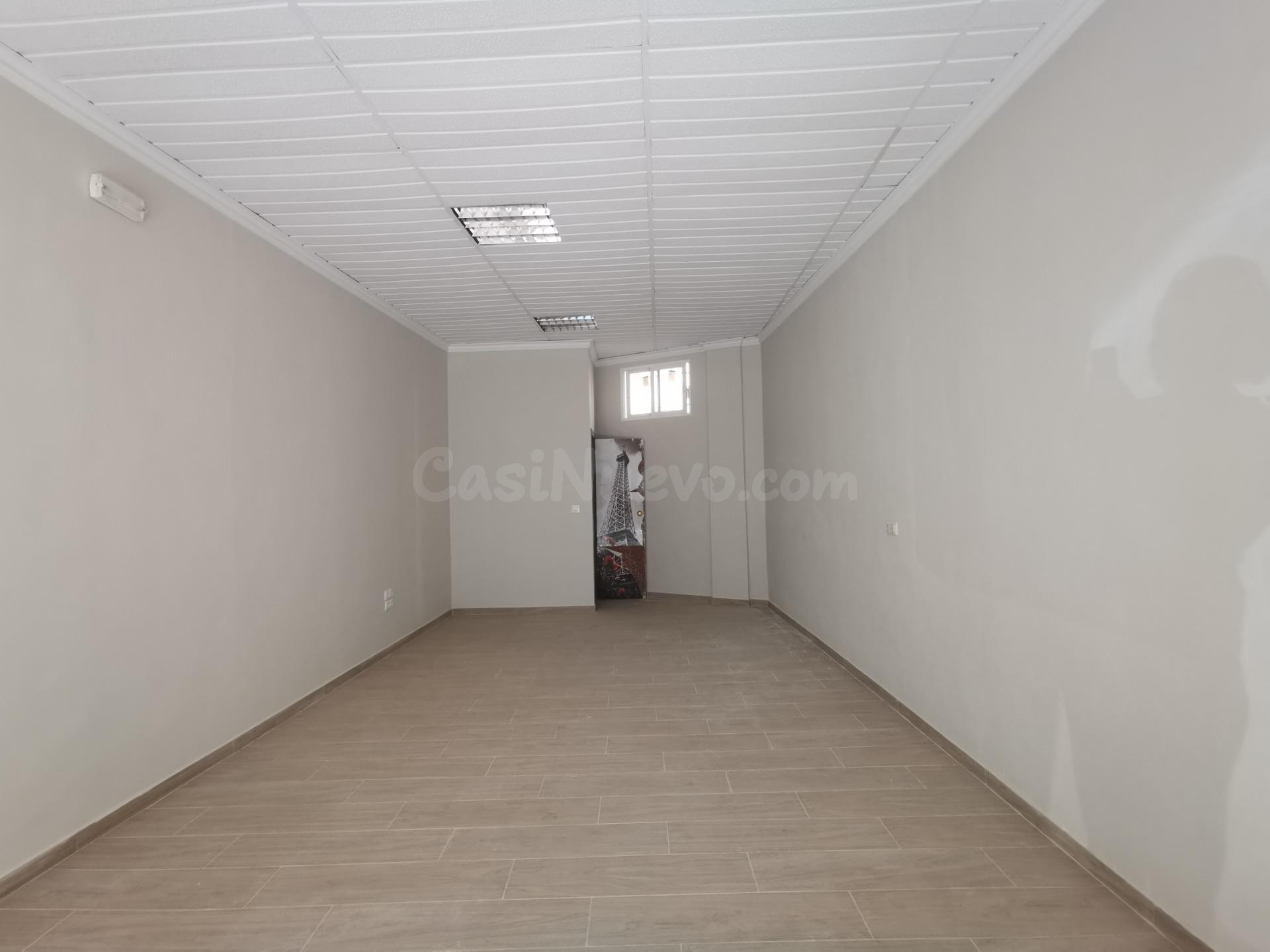 Local comercial en alquiler - foto 3