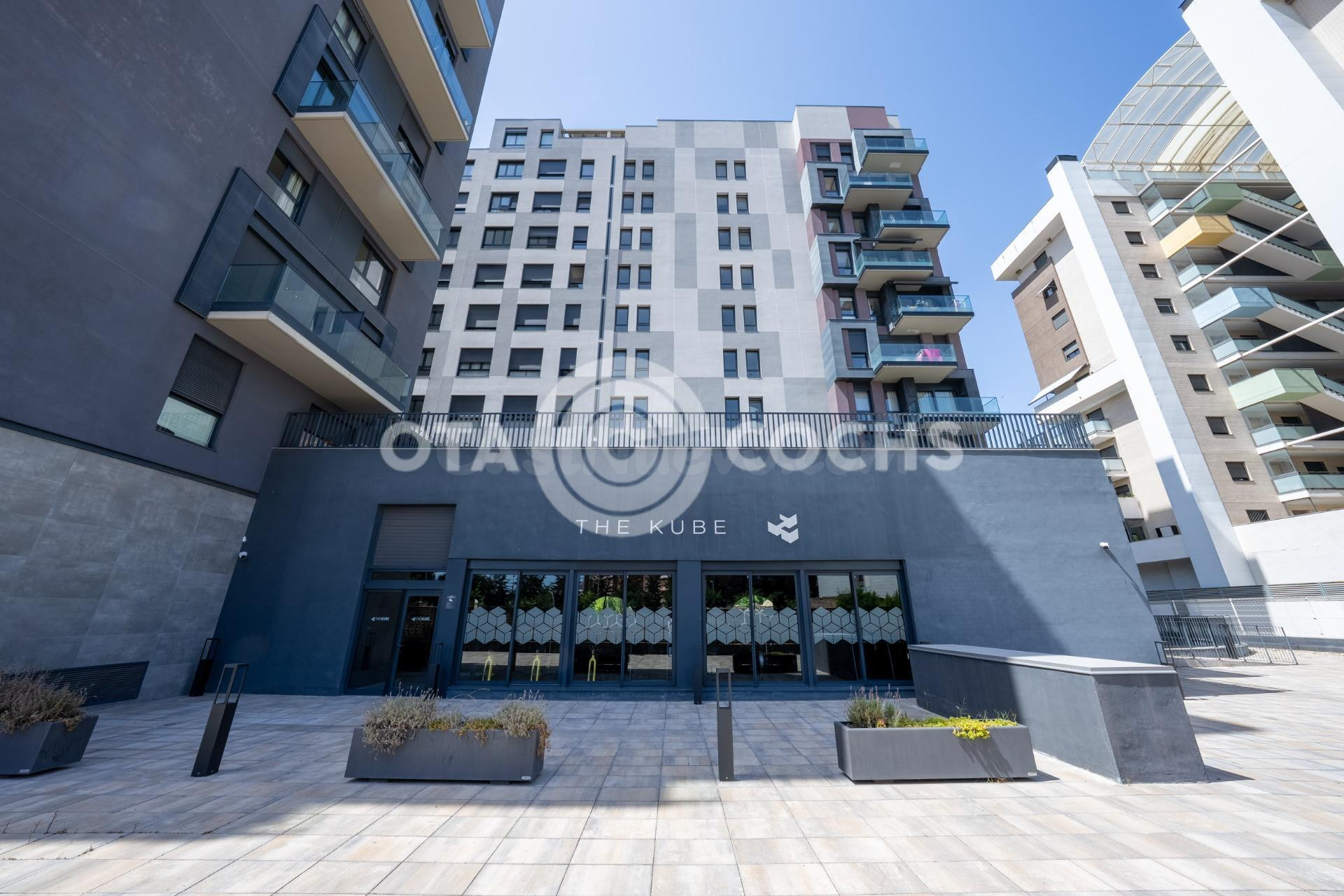 ESPECTACULAR PISO CON ZONA COMUNITARIA EN TARRAGONA - foto 2