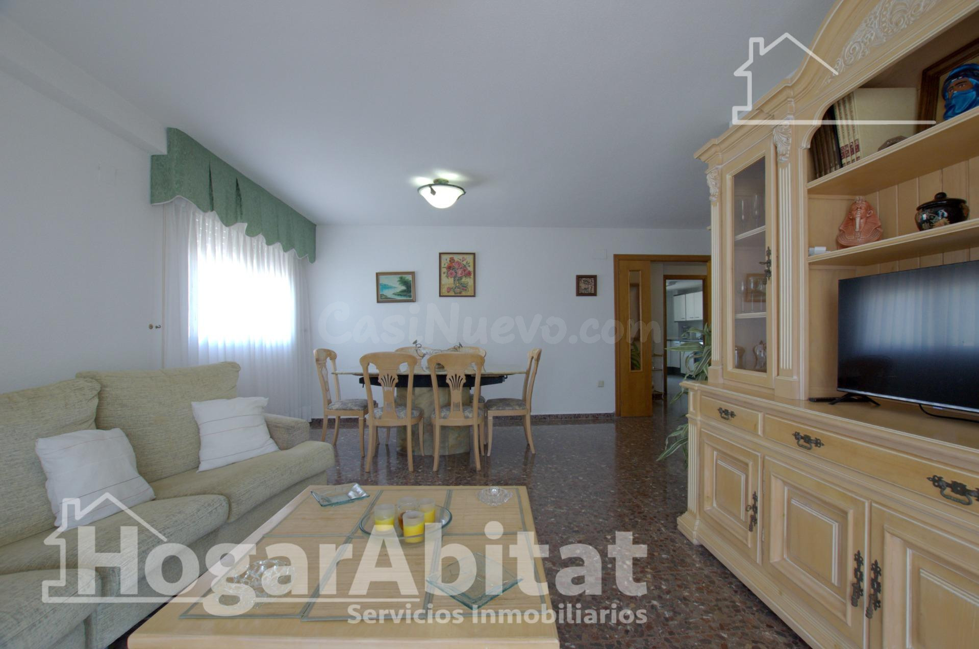 ¡VISTAS AL MAR! PRECIOSO PISO CON GARAJE, TERRAZA Y PISCINA
