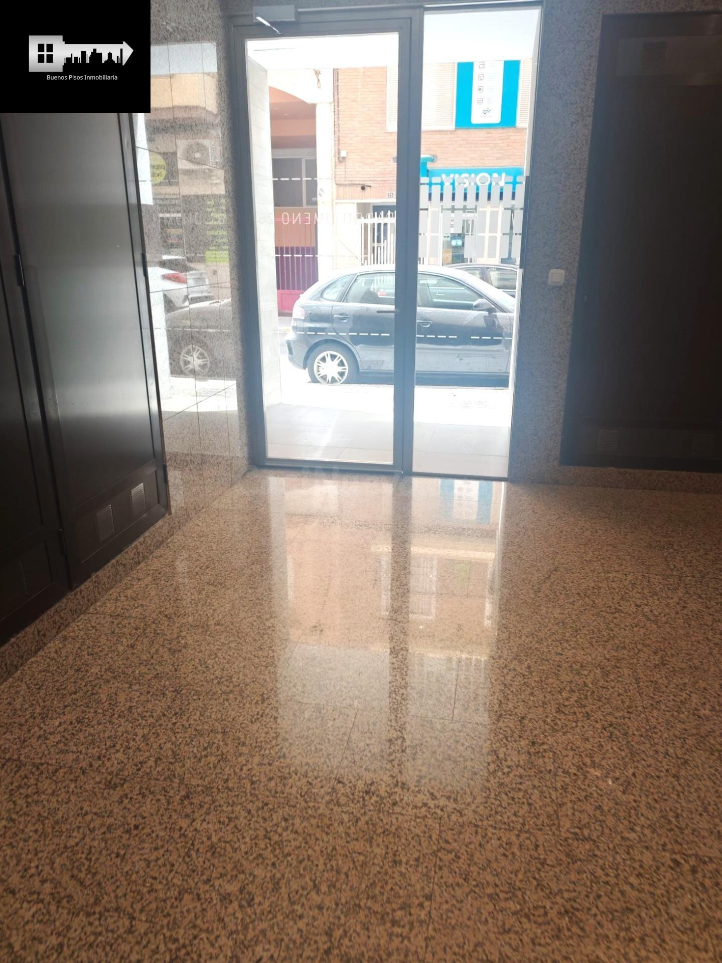 AMPLIA PLAZA DE GARAJE EN CALLE PARDO GIMENOS 26 BENALUA!!! - foto 5