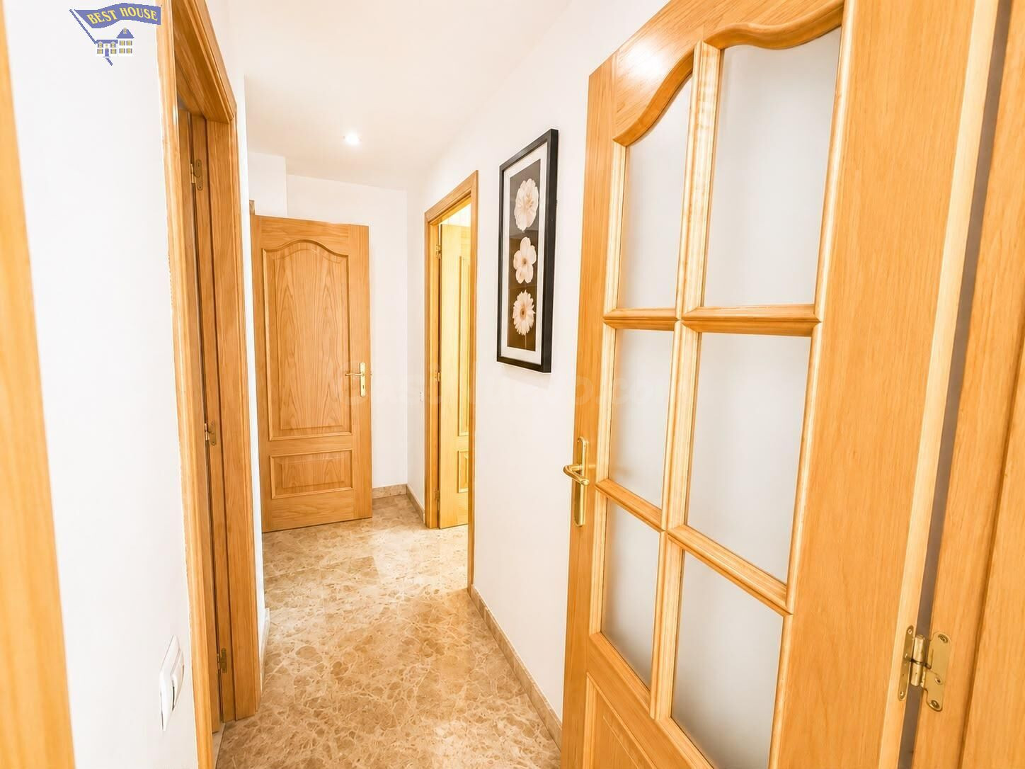 AMPLIO PISO DE 2 habitaciones CON PARKING Y BALCÓN EN CAN PA - foto 4