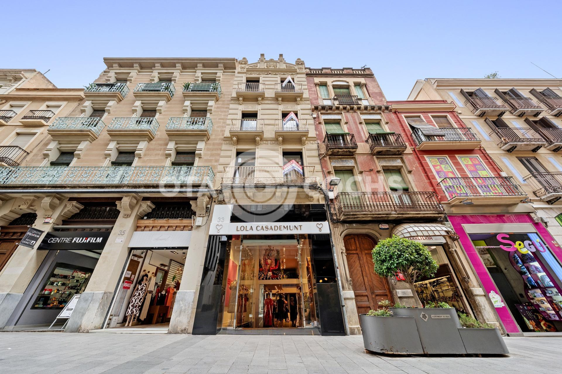 PISO DE OBRA NUEVA AL CARRER LLOVERA