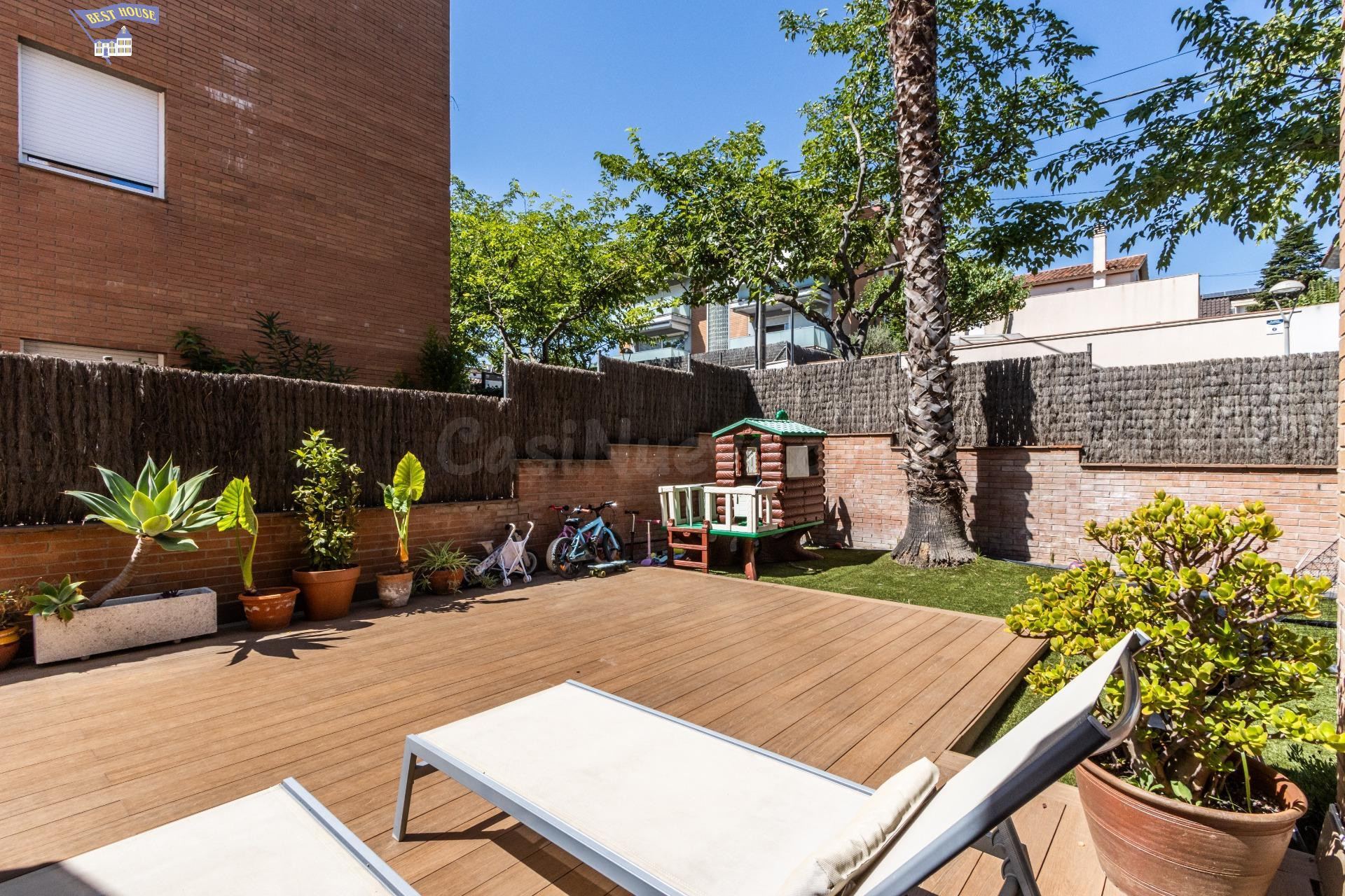 PROPIEDAD EN EXCLUSIVA!!!! ESPECTACULAR BAJOS CON TERRAZA DE - foto 2