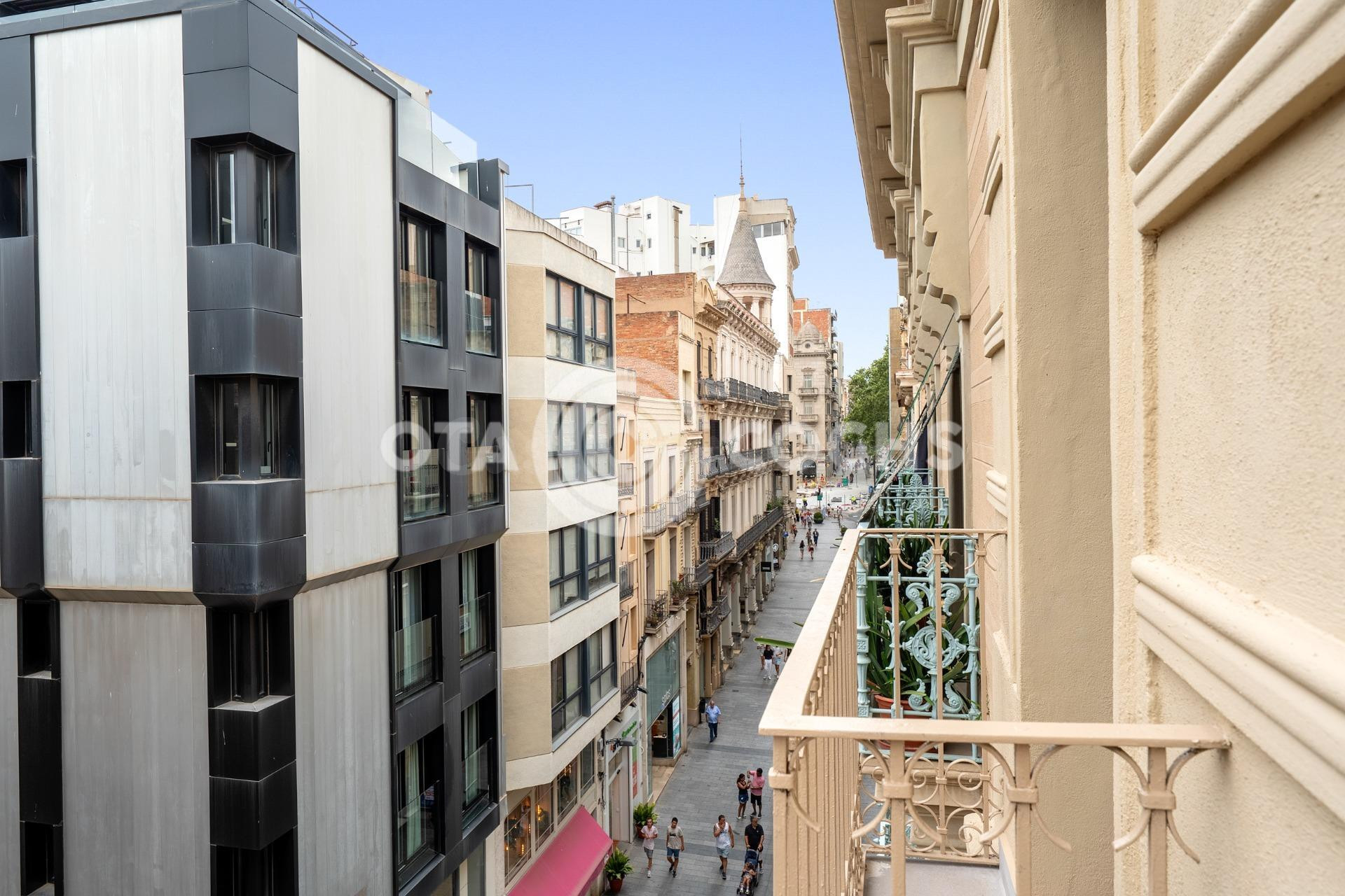 PISO DE OBRA NUEVA AL CARRER LLOVERA - foto 4