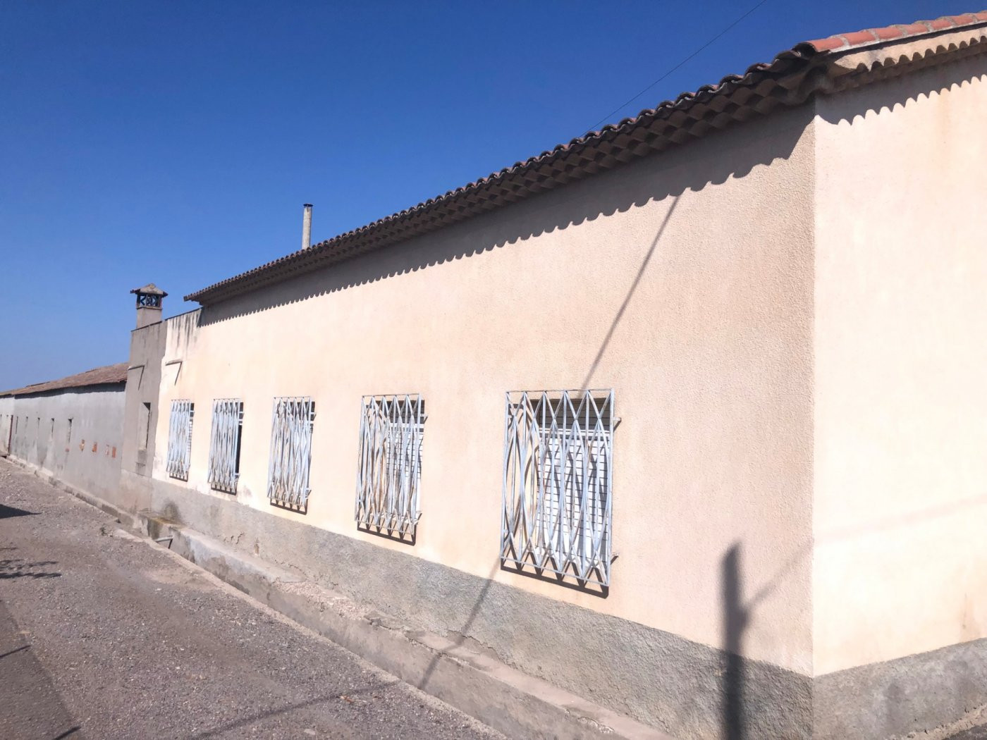 CASA CON PARCELA DE 4.000 METROS CUADRADOS - foto 3
