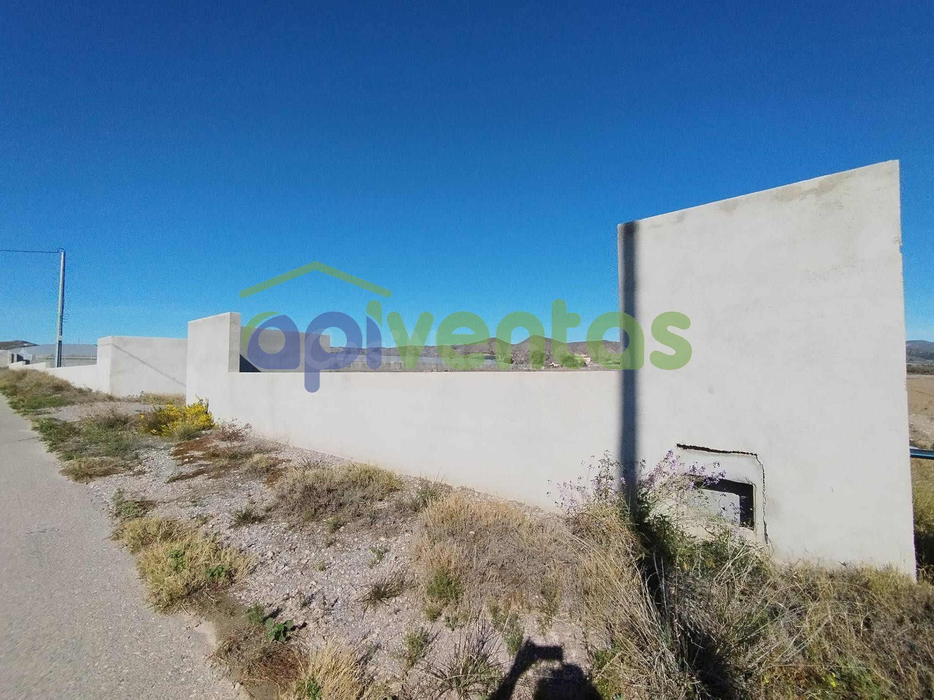 Terreno próximo al Colegio Privado. - foto 2