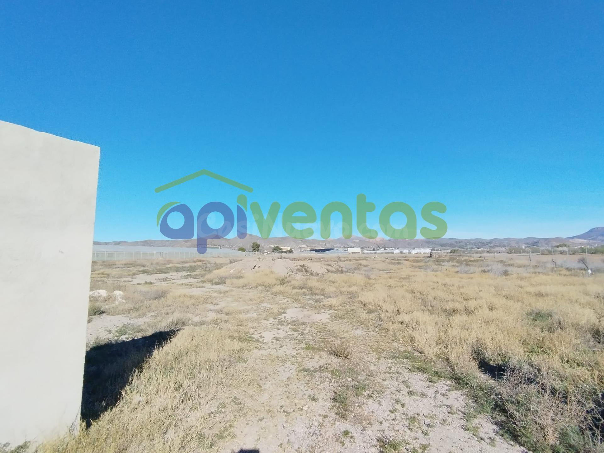 Terreno próximo al Colegio Privado. - foto 3