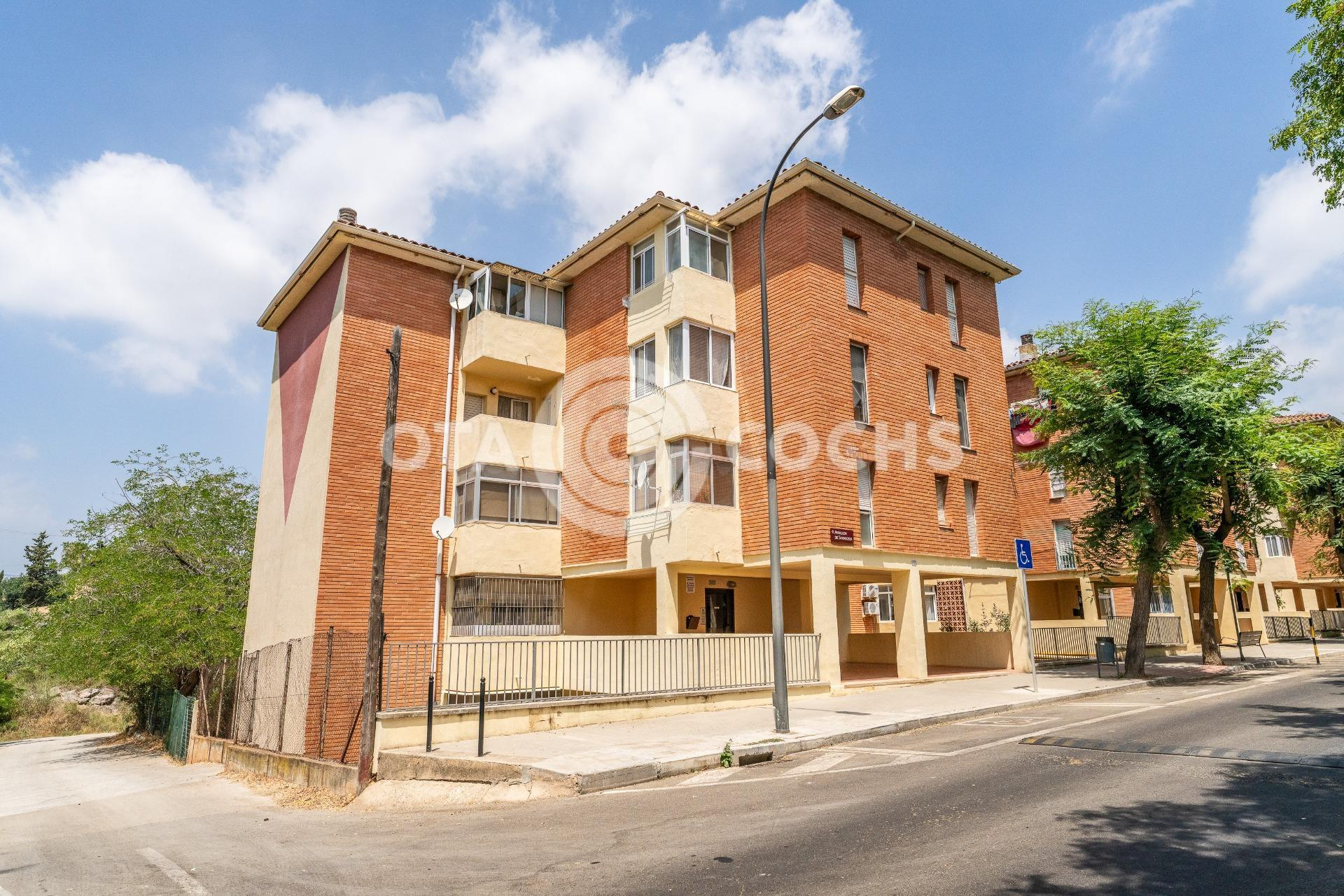 PISO DE 4 habitaciones AL BARRI GAUDI