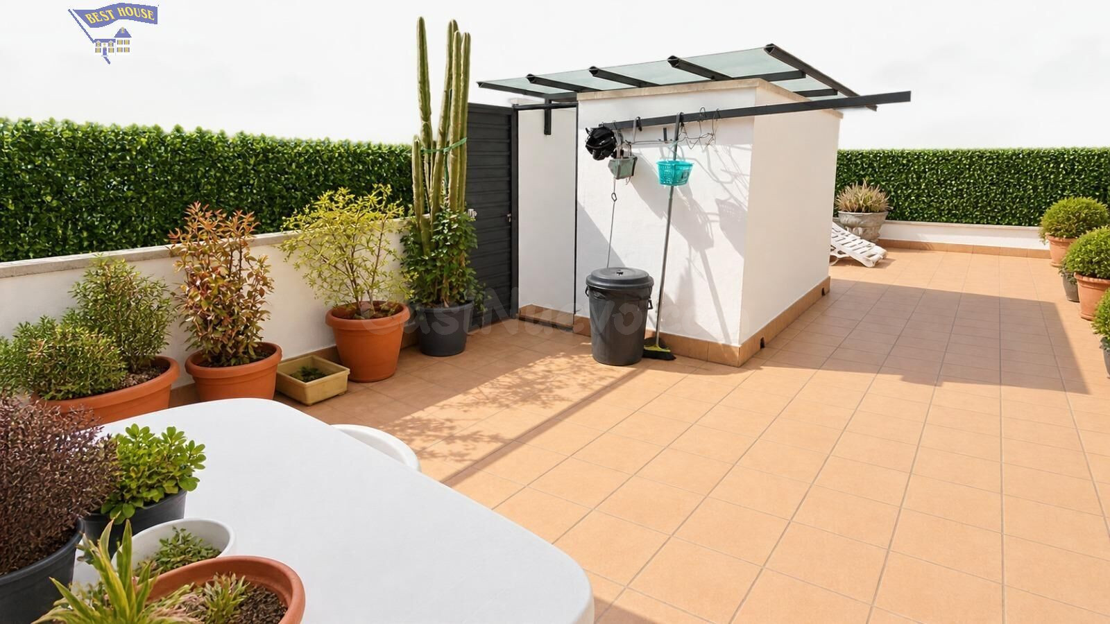 EN EXCLUSIVA!!! CASA DE 5 habitaciones EN EL CORAZON DE RUBI - foto 3