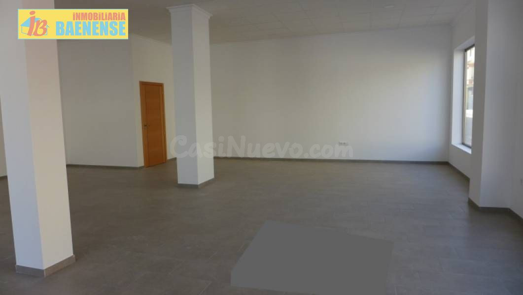 LOCAL COMERCIAL EN VENTA - foto 2