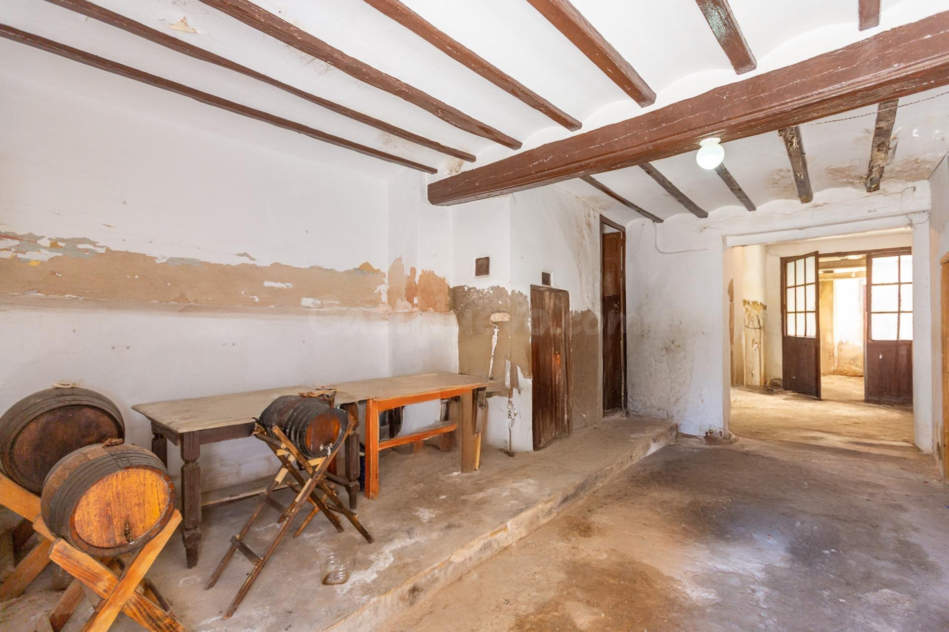 Casa con encanto tradicional y múltiples posibilidades en el