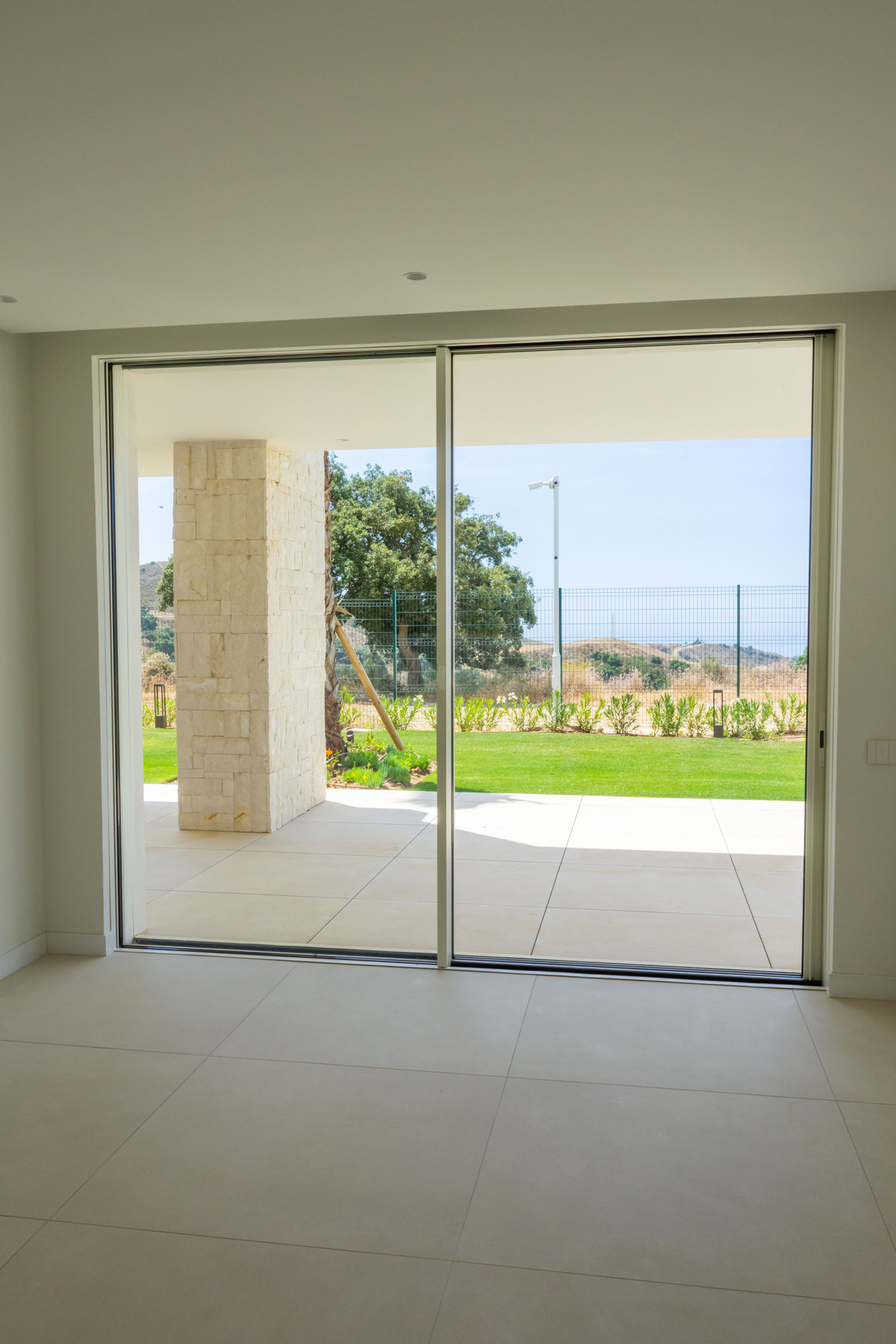Planta baja 2 habitaciones 127m² en venta - La Mairena - foto 5