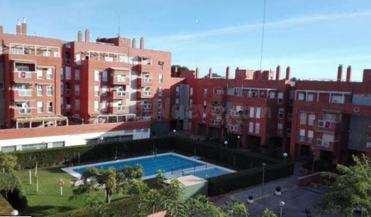 En LAS GÓNDOLAS, gran piso de 4 dormitorios - foto 3