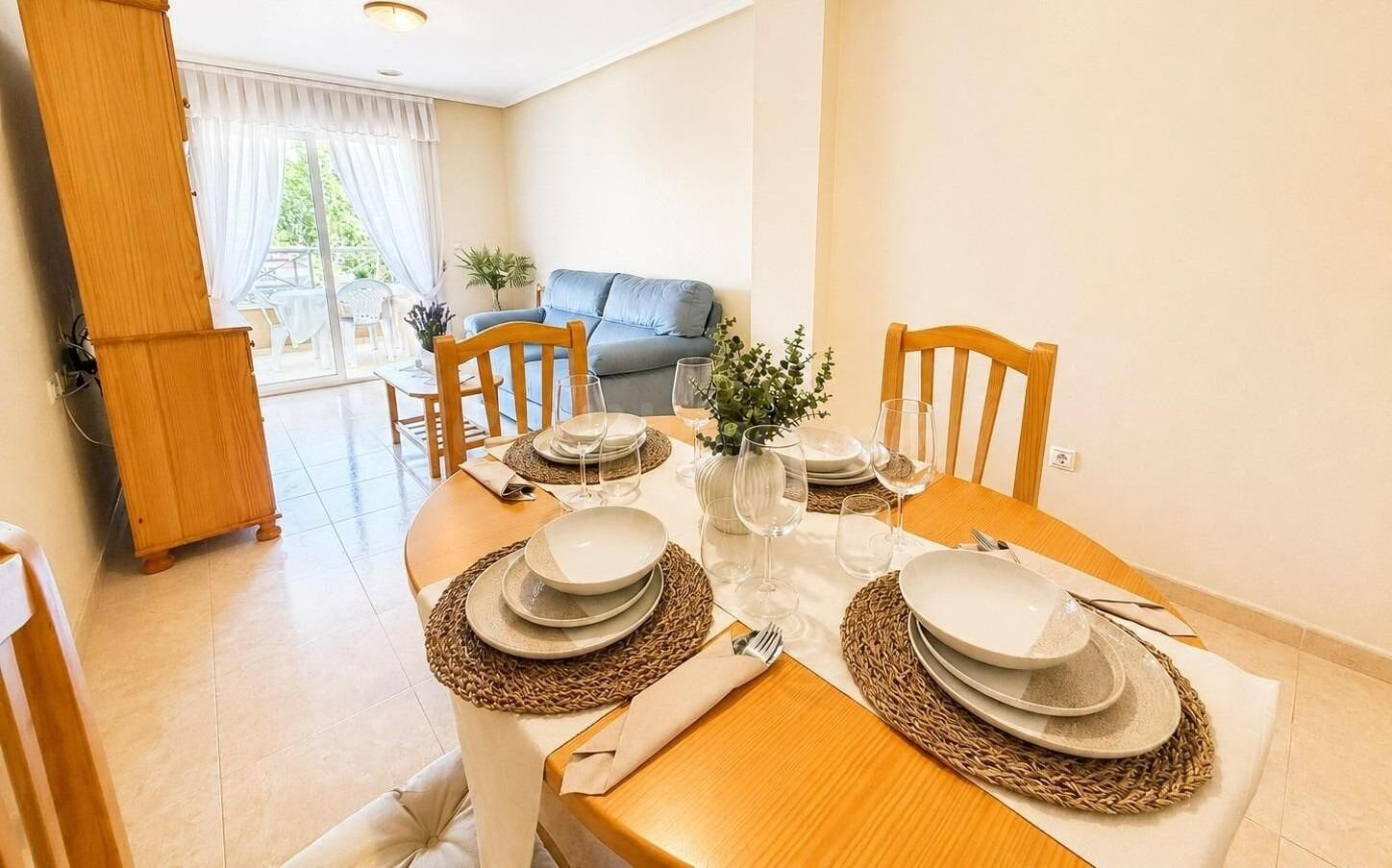 Apartamento luminoso con terraza y vistas al parque cerca de - foto 2