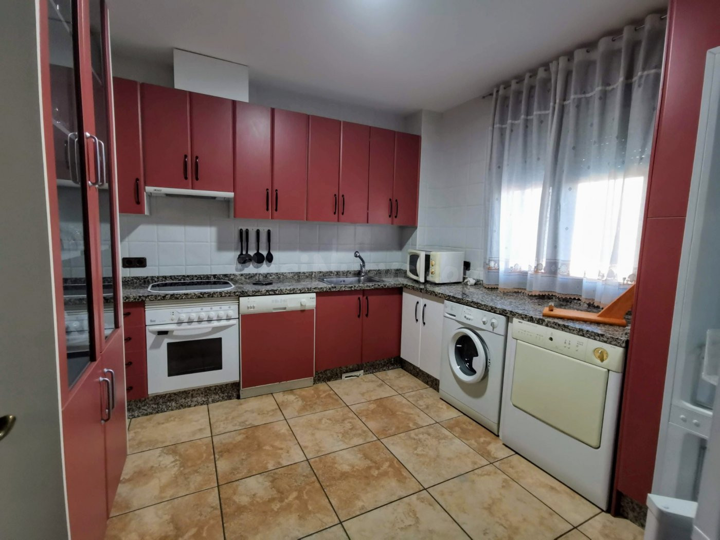 Piso en alquiler - foto 5