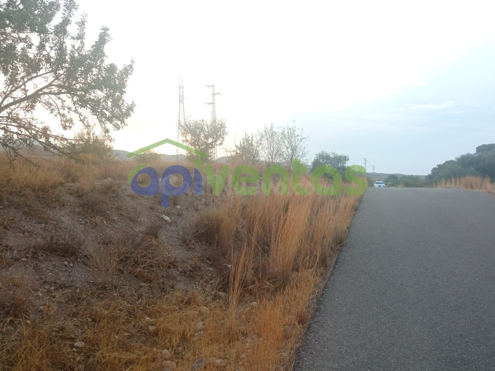 Terreno a 200 metros de  la area de servicios EL LIMITE - foto 2
