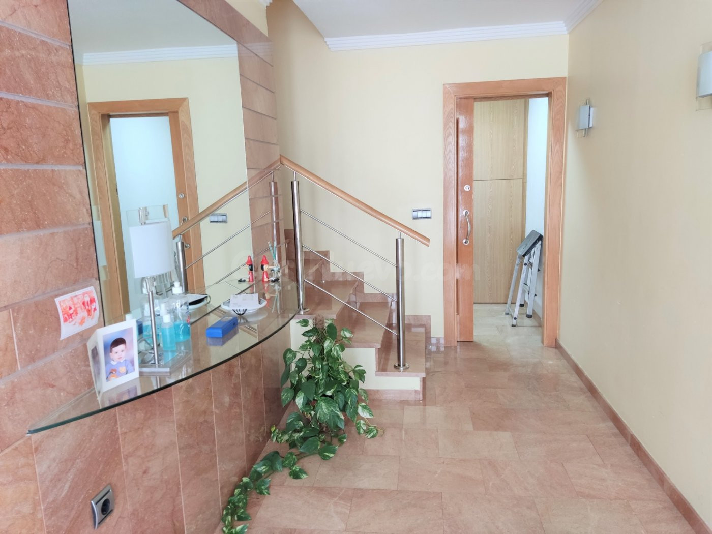 Casa con 5 habitaciones, 3 baños, 1 aseo, - foto 2
