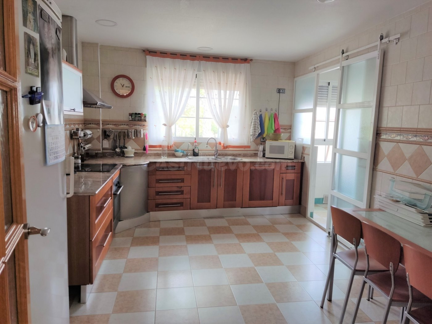 Casa con 5 habitaciones, 3 baños, 1 aseo, - foto 3