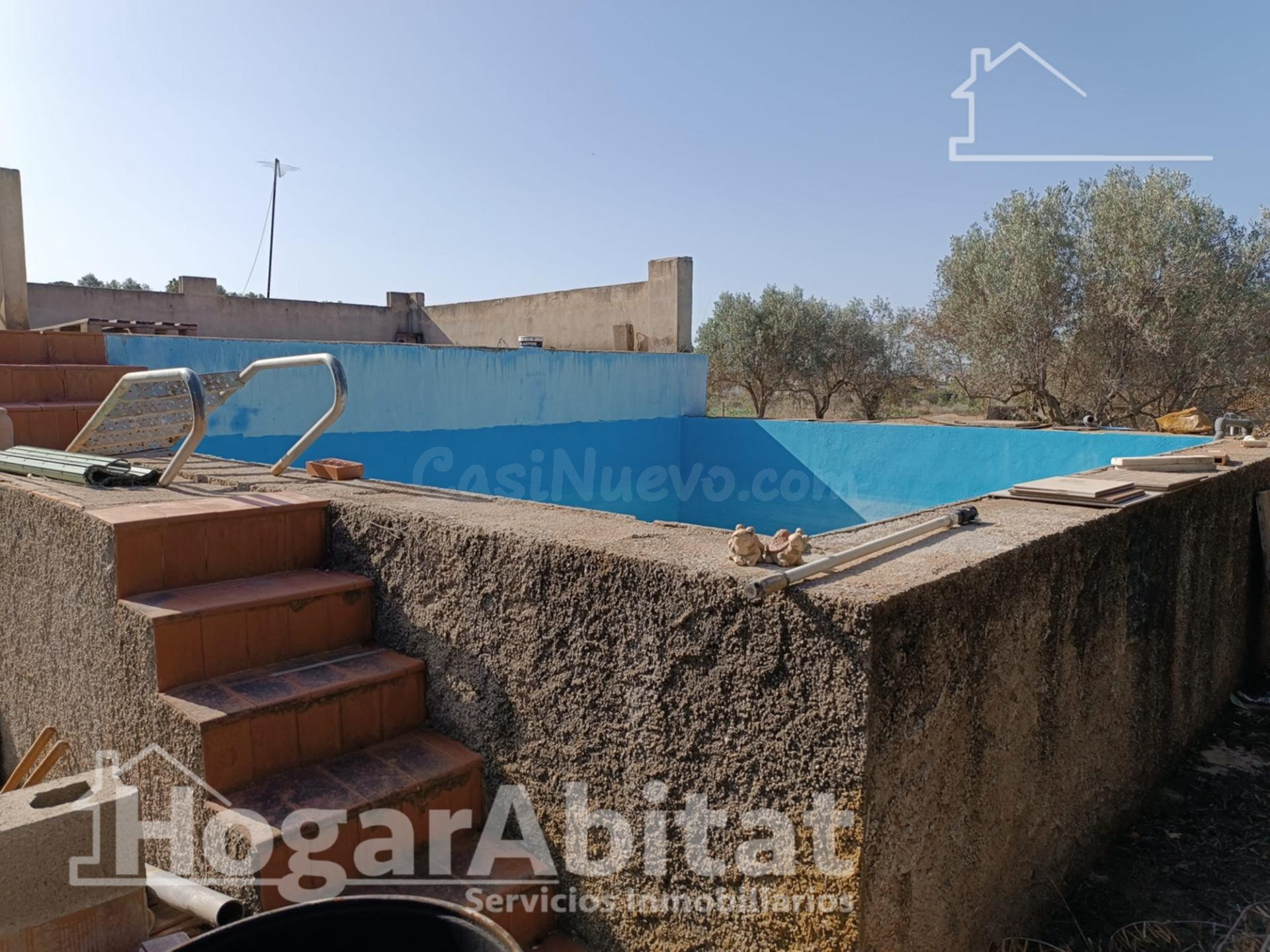 OPORTUNIDAD DE PROPIEDAD RUSTICA CON TERRENO Y PISCINA - foto 5