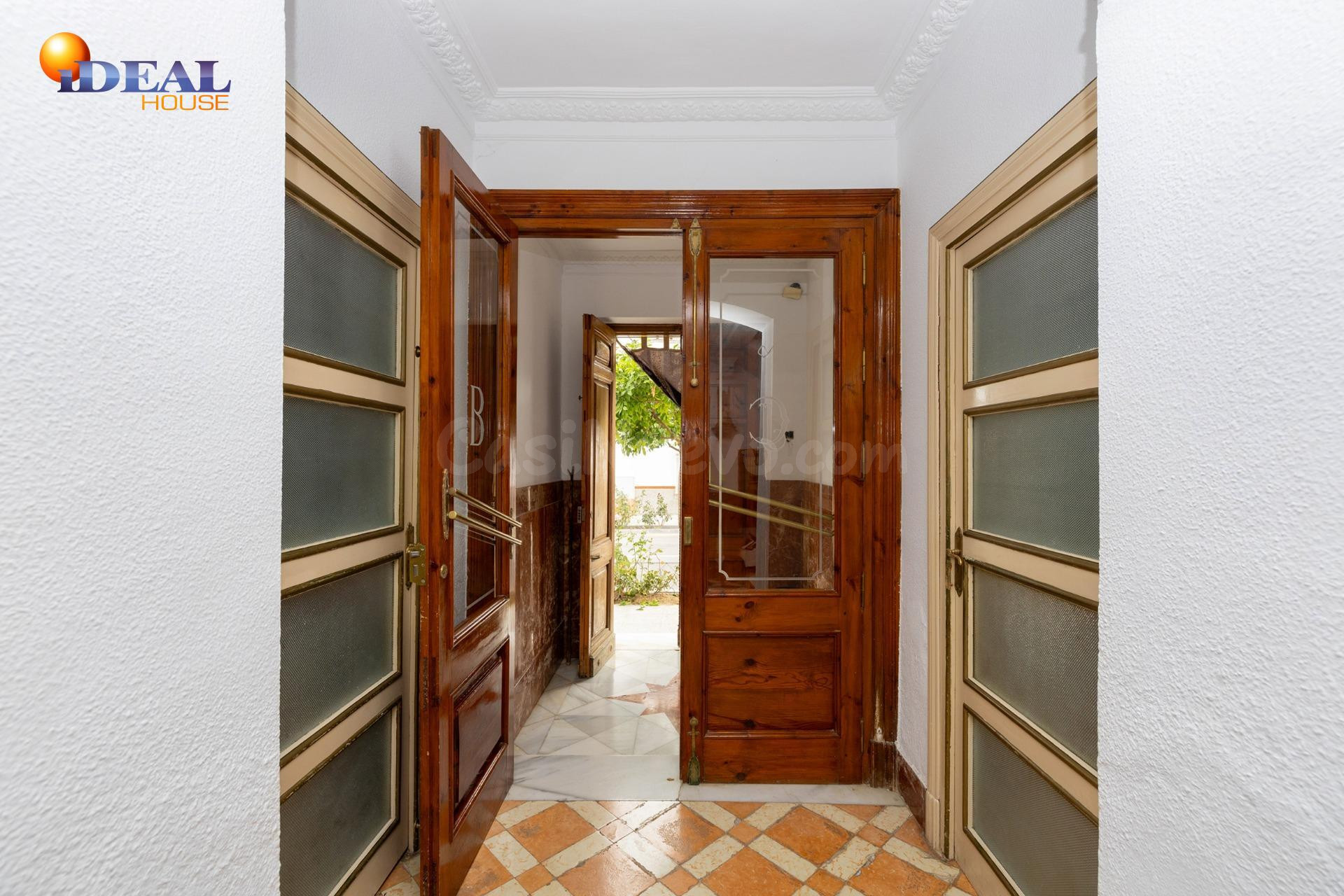 Adosado 10 habitaciones 241m² en venta - Andalucia - foto 4
