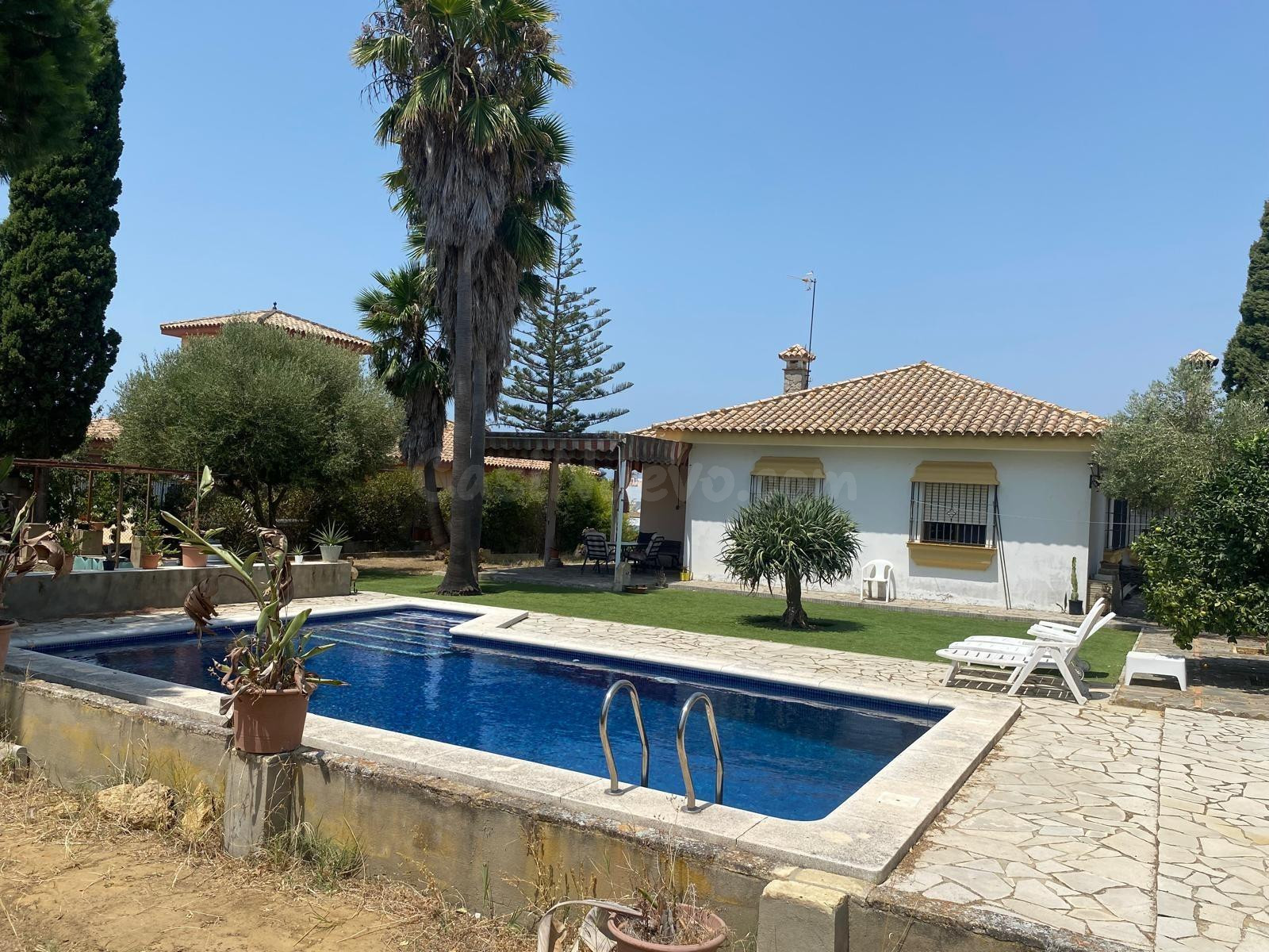 OPORTUNIDAD DE CHALET CON PISCINA. - foto 5