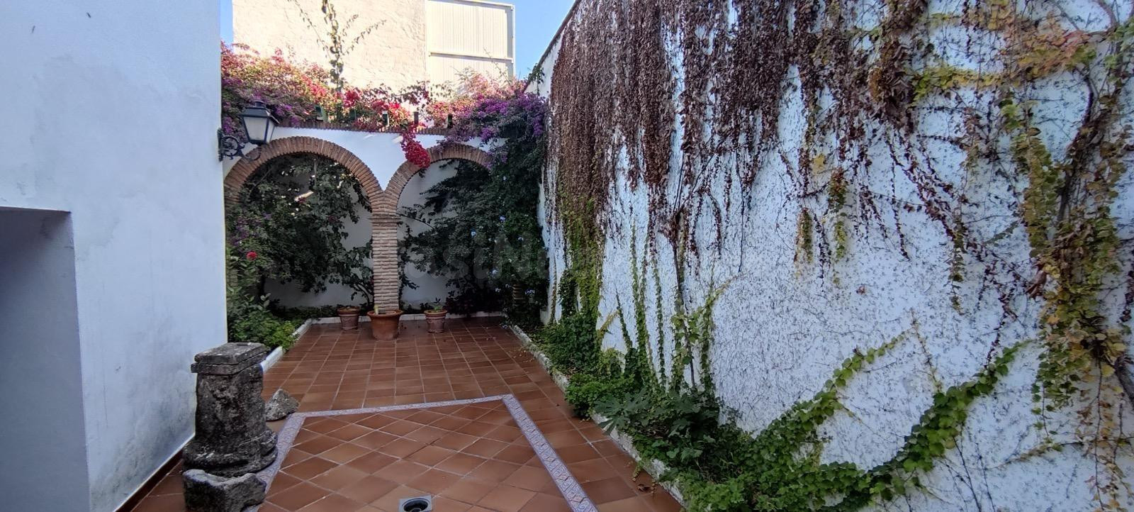 Finca señorial en venta Baena centro histórico - foto 5
