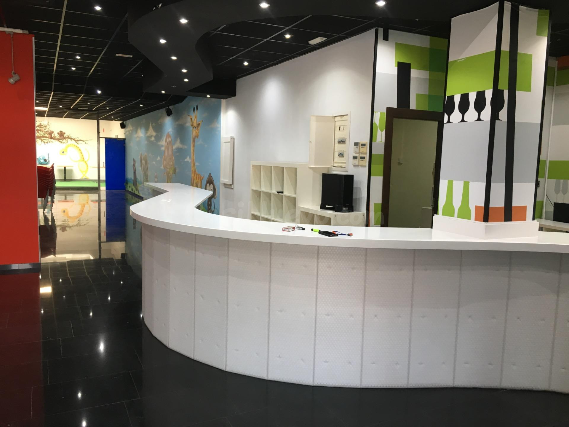 LOCAL COMERCIAL
