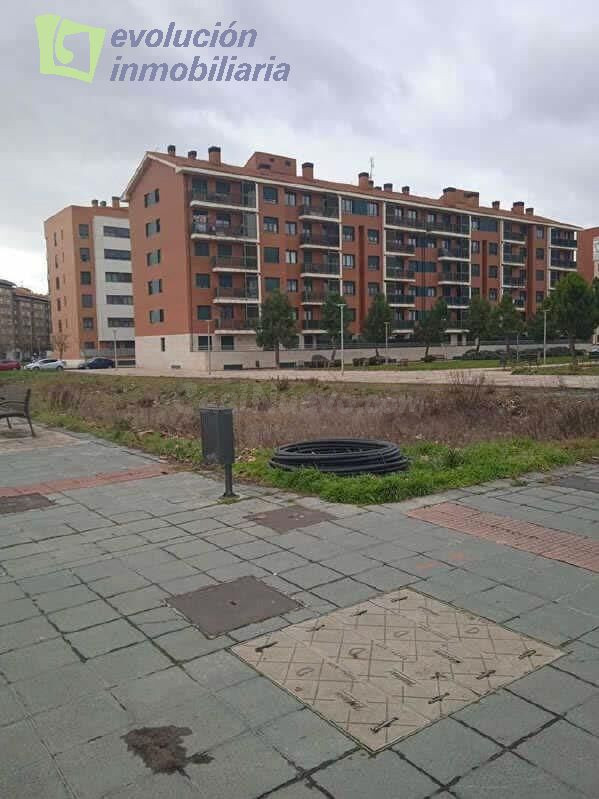 SOLAR URBANO EN CENTRO DE MIRANDA DE EBRO. BURGOS - foto 2