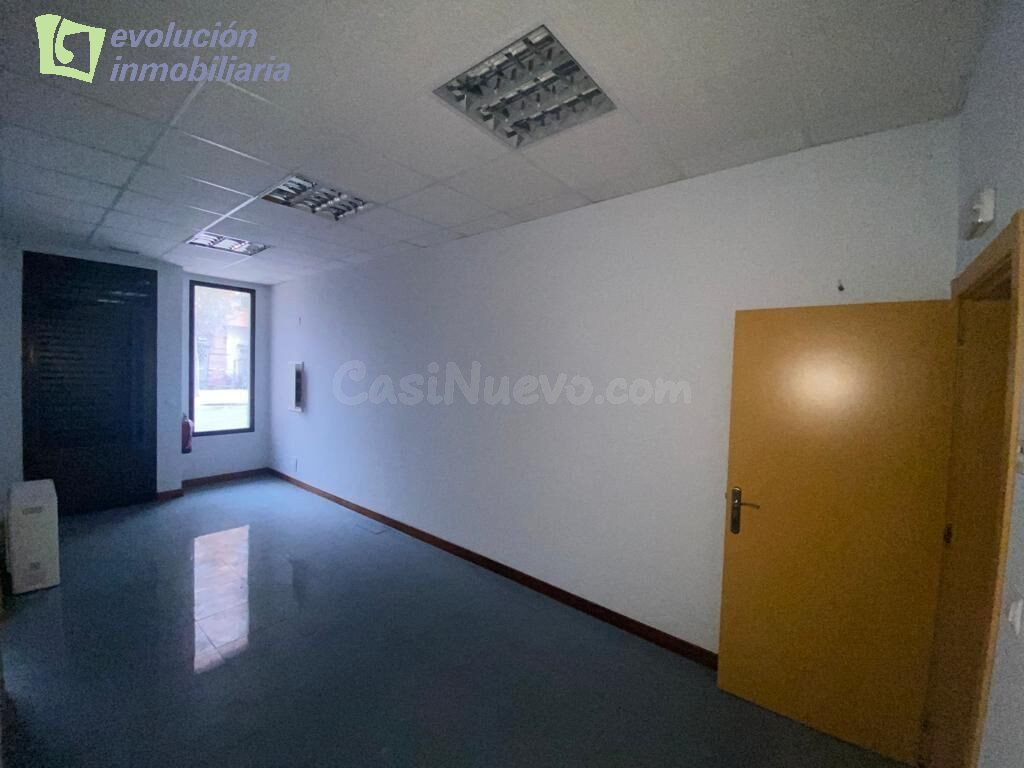 OFICINA CENTRICA EN MIRANDA DE EBRO. BURGOS - foto 3