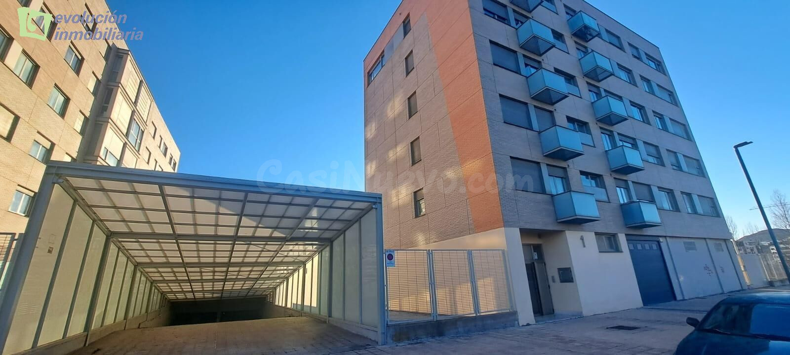SE VENDE PLAZA DE GARAJE EN ZONA SUR DE BURGOS