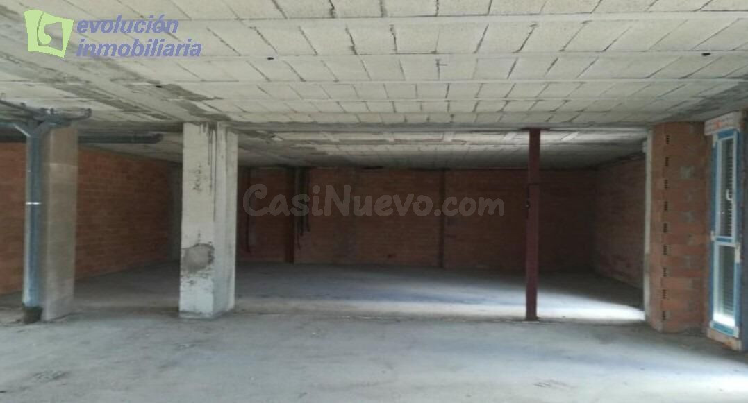 ¡EN BURGOS! SE ALQUILA LOCAL CON✨ INFINITAS POSIBILIDADES ✨  - foto 3