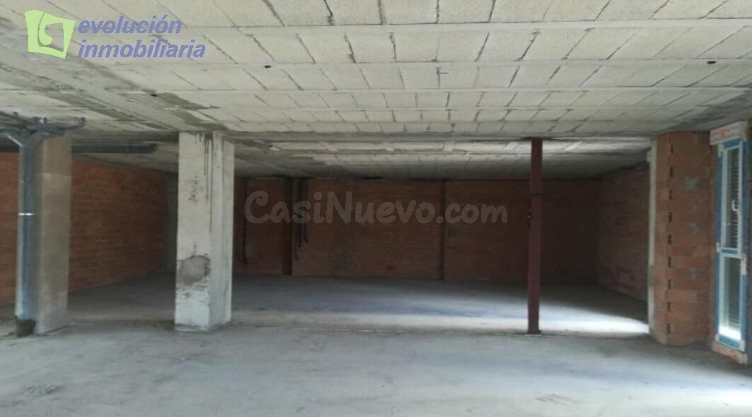 ¡EN BURGOS! SE ALQUILA LOCAL CON✨ INFINITAS POSIBILIDADES ✨  - foto 5
