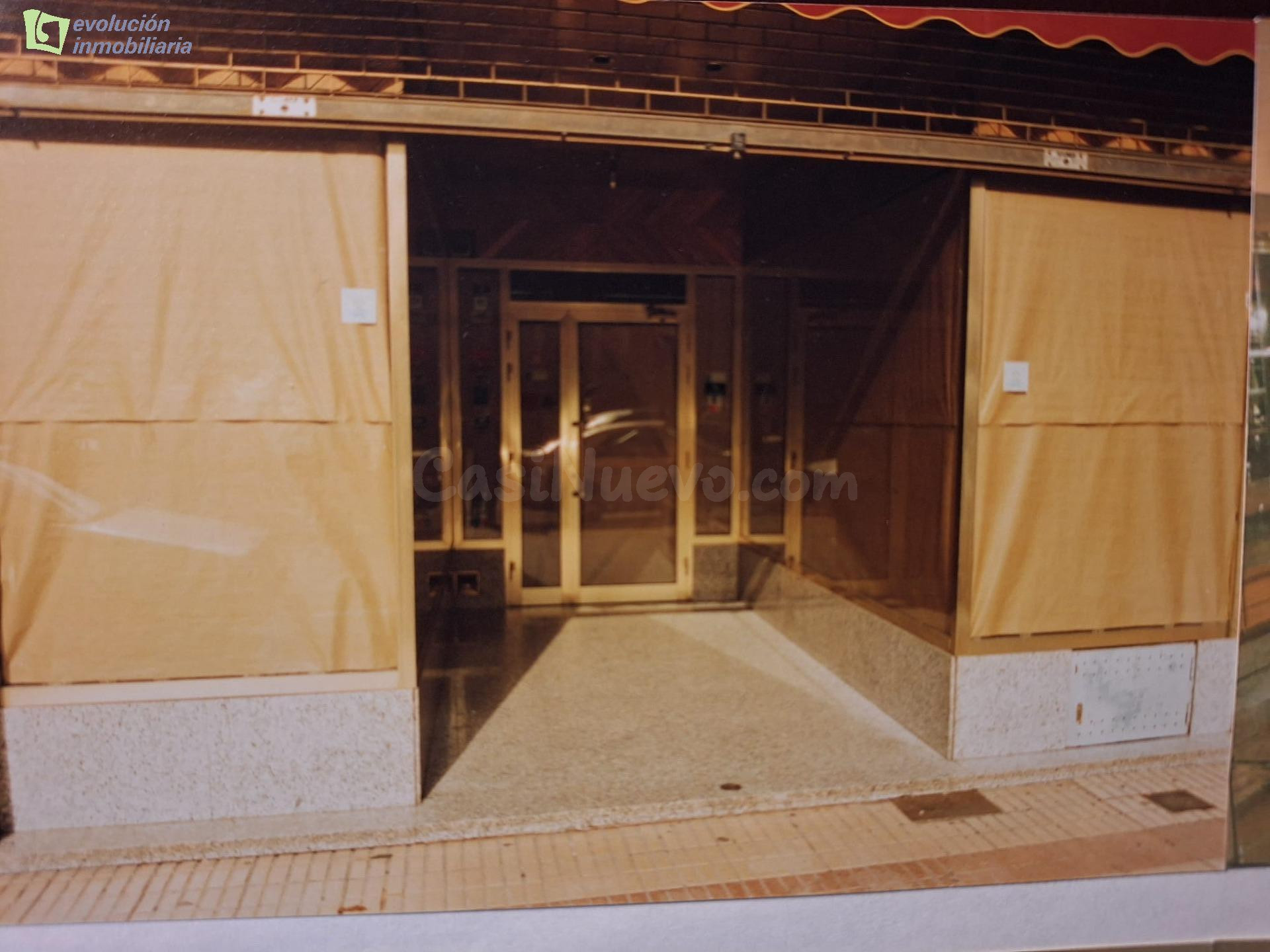 Se alquila amplio local comercial en C/ Calzadas Burgos