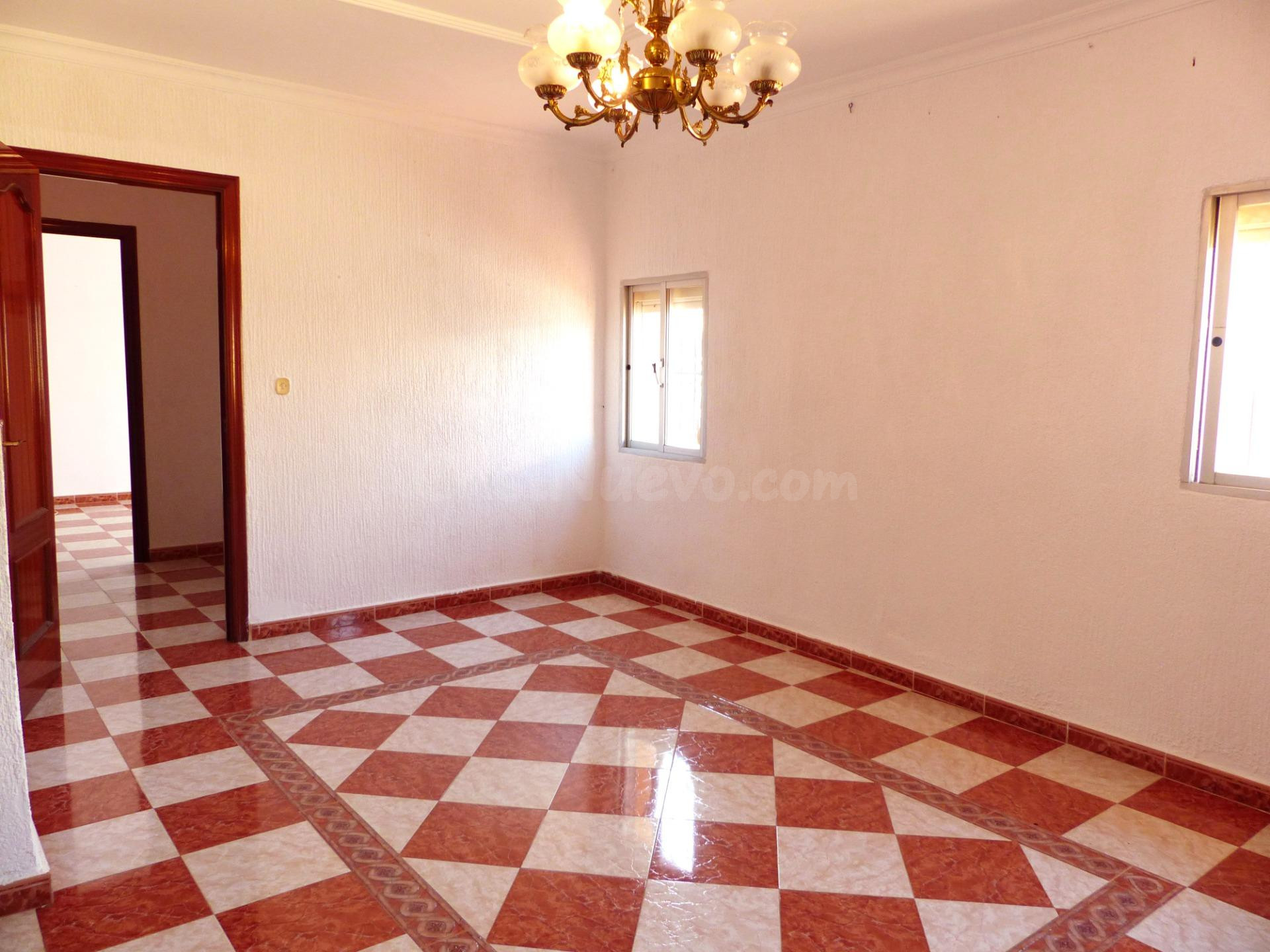 BUSCAS CASA DE UNA SOLA PLANTA????? MUY CERCA DEL CENTRO. - foto 5