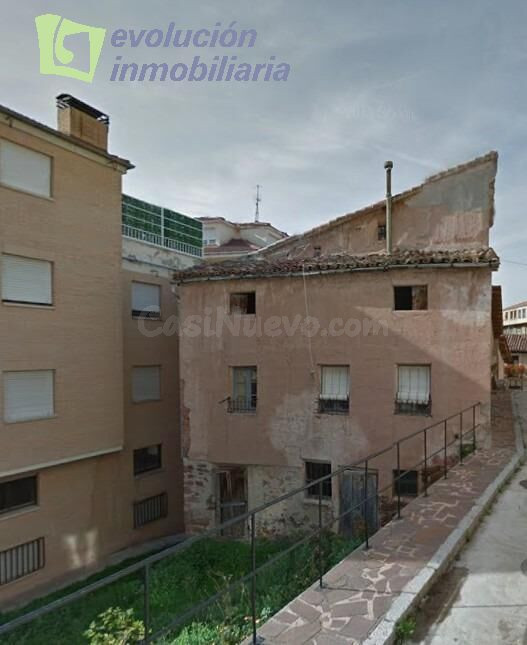 Edificio para rehabilitar en Pradoluengo (Burgos)