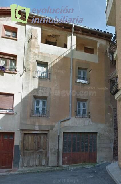 Edificio para rehabilitar en Pradoluengo (Burgos) - foto 2