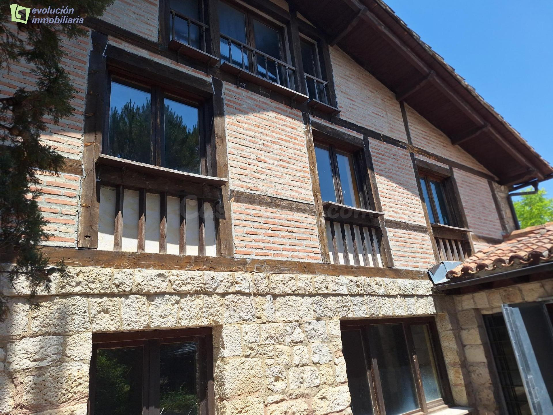 GRAN OPORTUNIDAD! AMPLIA CASA EN MANSILLA DE BURGOS - foto 4