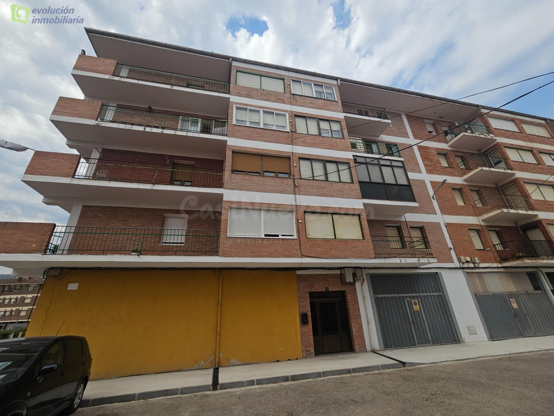 Oportunidad de inversión: vivienda para reformar en Cuesta-U