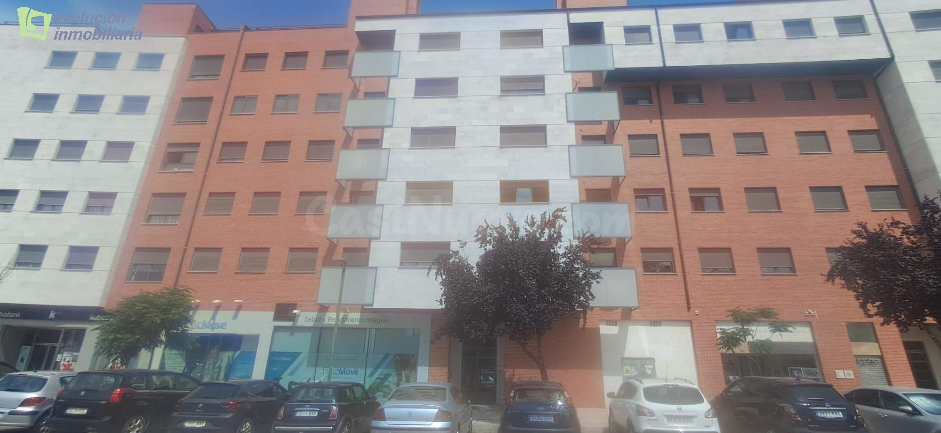 EN BURGOS SE VENDE PISO EN PUJA - EN ZONA COPRASA - BURGOS
